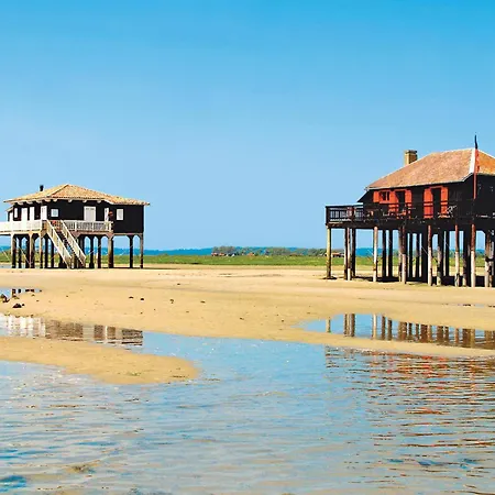 Apartment Duplex T2 Avec Balcon Et Terrasse, Les Pieds Dans L'eau, - Fr-1-420-126